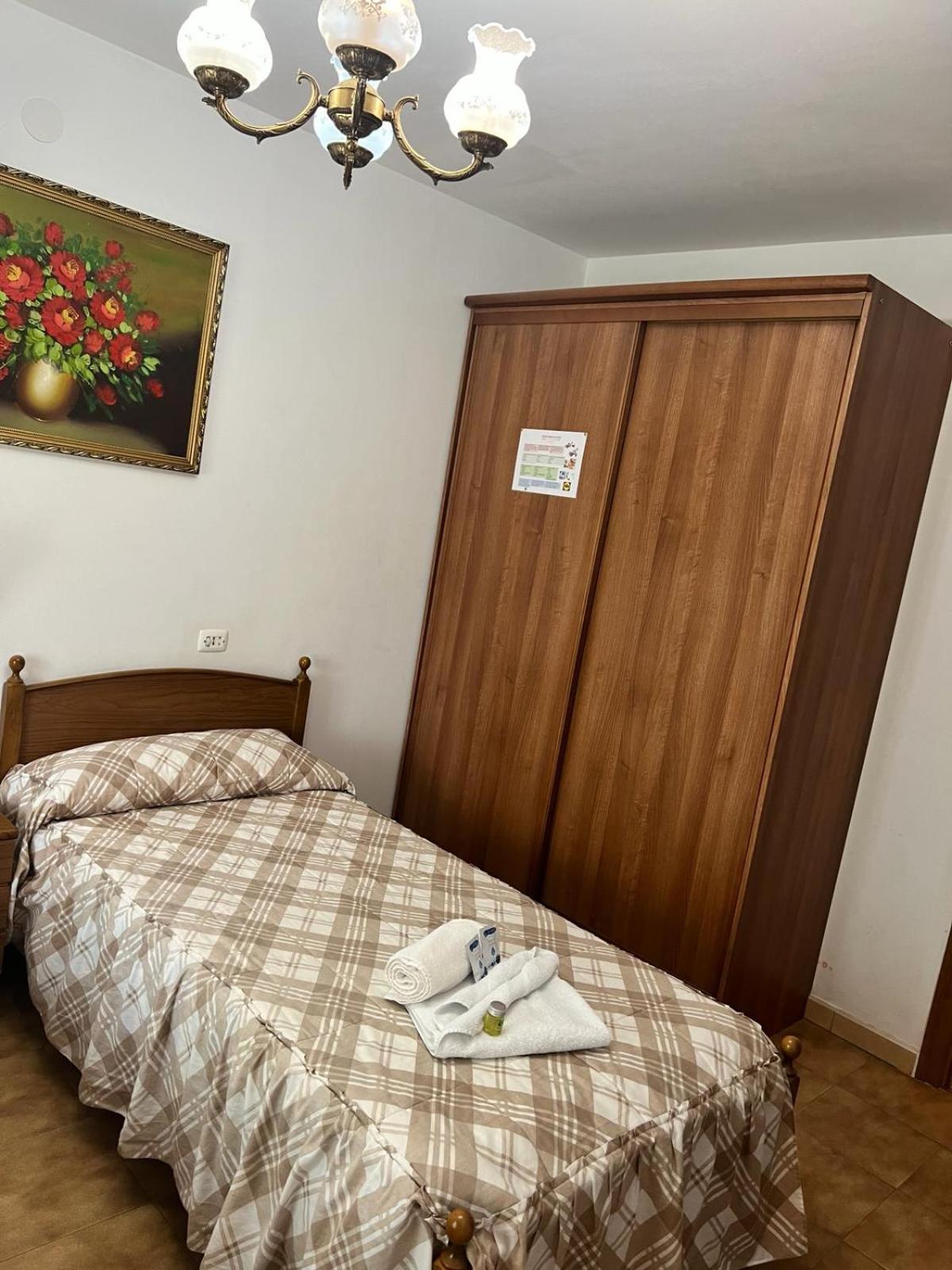 Hotel Santa Maria Do Poio Падорнело Экстерьер фото